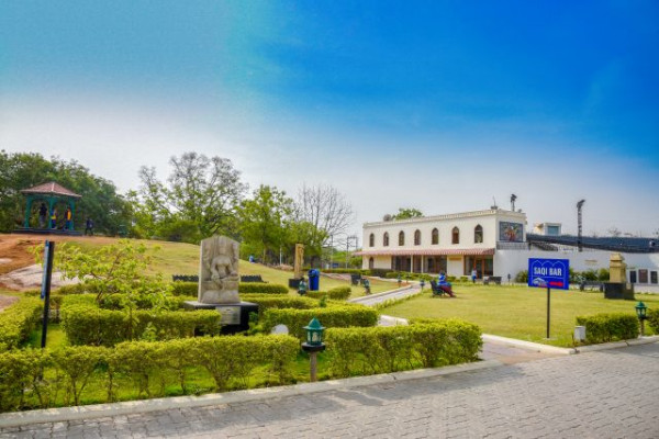 Taramati Baradari Resort